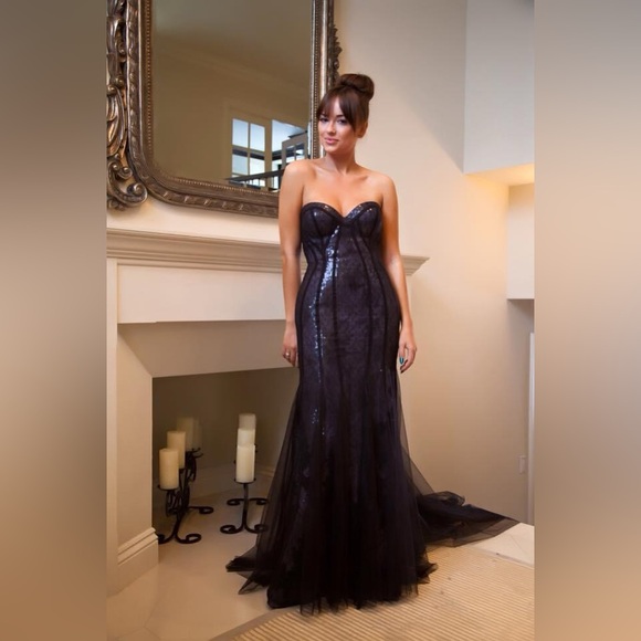 Designer Night gown made by Rachel Perez Haute Couture - Picture 3 of 6